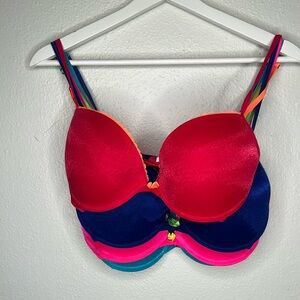 Bundle of 4 push-up light weight hybrid bra cross cross and straight straps